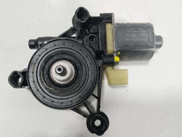 8W0959811 VAG Motor del elevalunas de la puerta trasera izquierda  disponible Vigo