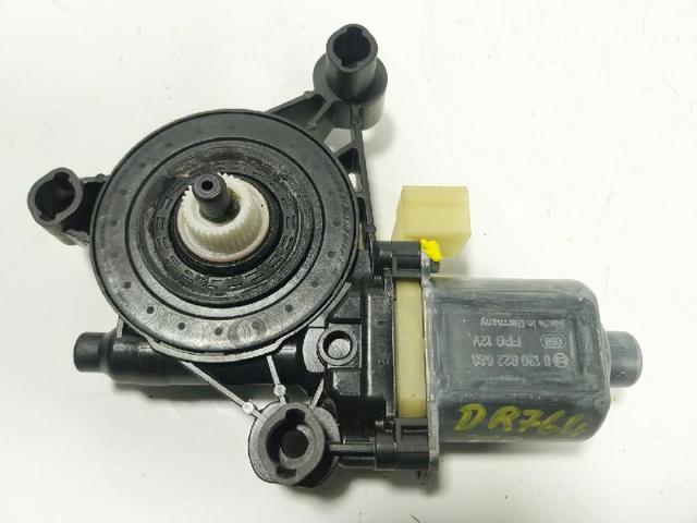 8W0959812 VAG Motor del elevalunas de la puerta trasera derecha  comprar en Jaén