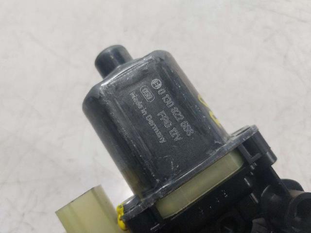 8W0959812 VAG Motor del elevalunas de la puerta trasera derecha  en stock Córdoba