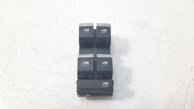 Unidad de control elevalunas delantera izquierda 8W0959851E VAG