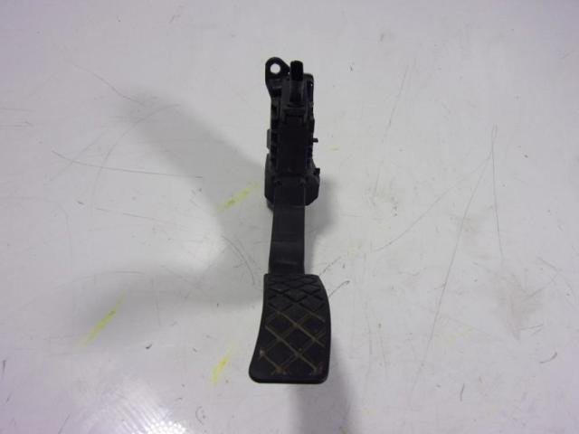 Comprar Pedal del acelerador Audi A4  8W2, 8WC a bajo precio
