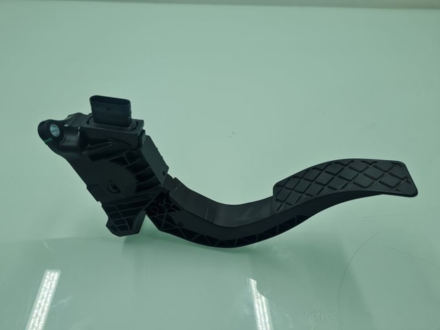Potenciómetro pedal Audi A4  sedán comprar en España