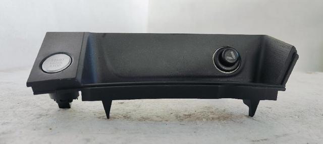 8W1864131 VAG