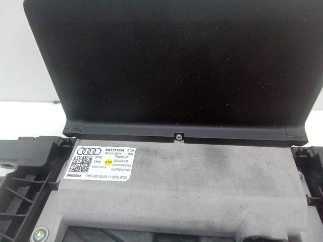 Display Audi A4  (8W5, 8WD)