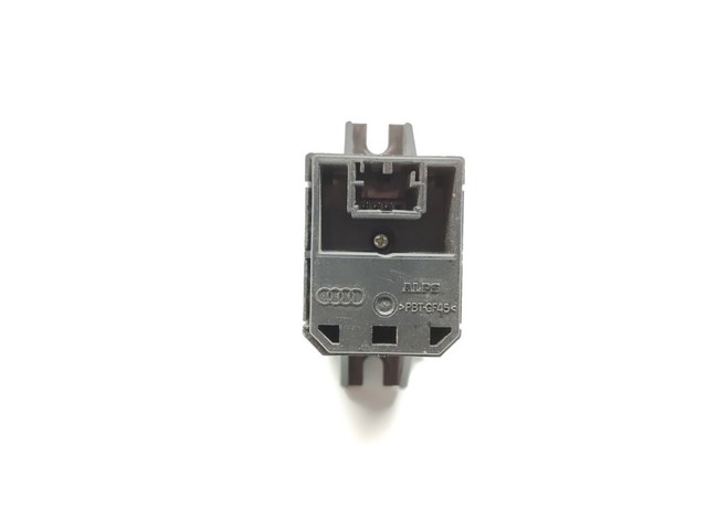 8W1919616 Unidad de control multimedia  en stock Granada