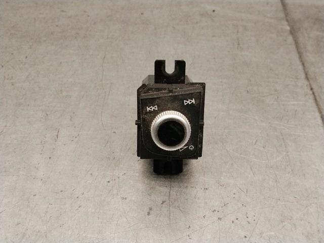 8W1919616D VAG