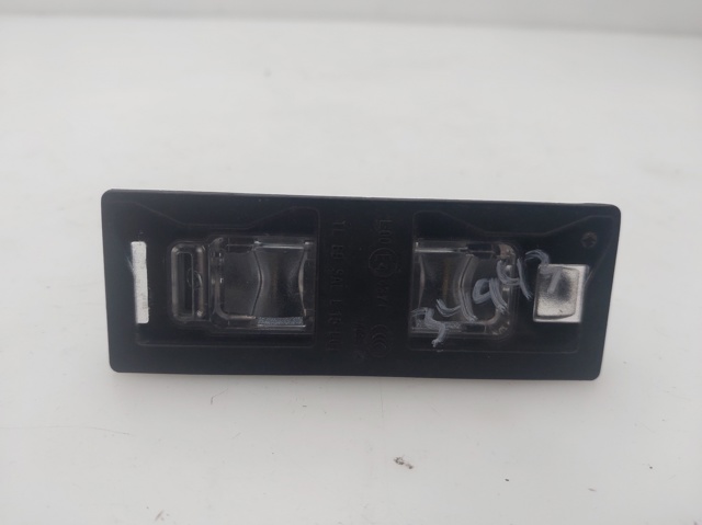 Luz matricula para Audi Q2 GAB, GAG