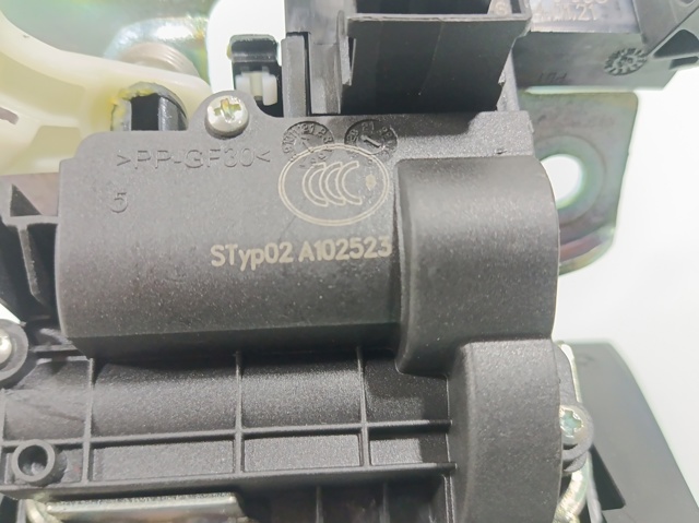 8W9827505C Cerradura de tapa de maletero  disponible Burgos