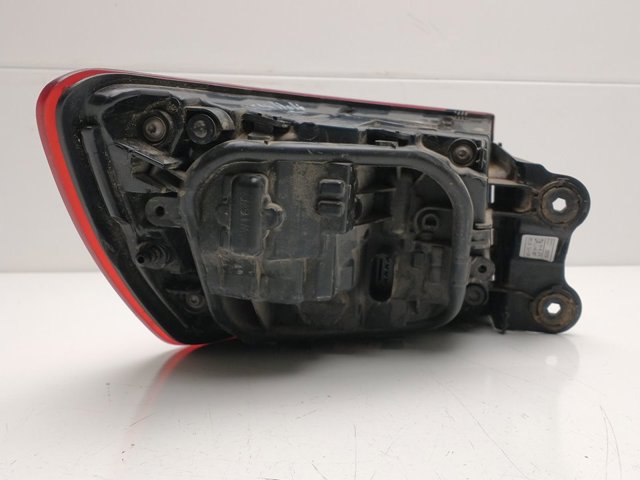 8W9945070 Piloto trasero exterior derecho  disponible Burgos