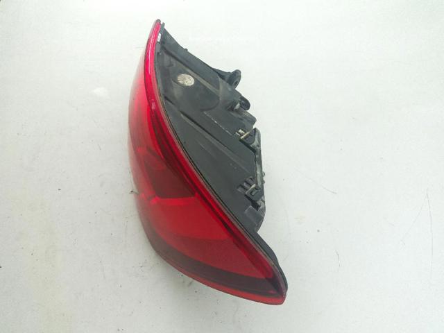 8W9945070 VAG Piloto trasero exterior derecho comprar Madrid