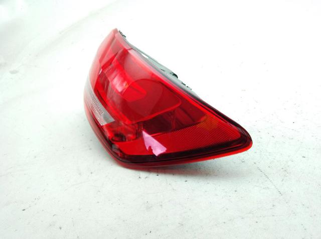 VAG 8W9945070 Piloto trasero exterior derecho  en stock Terrassa