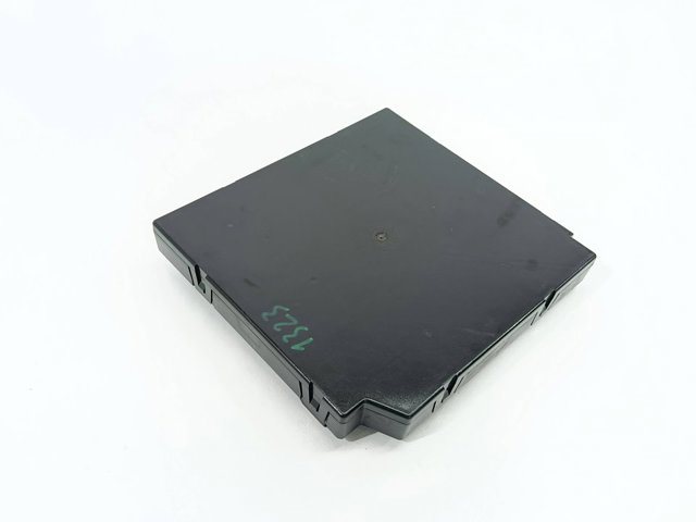 8X0907063AF VAG