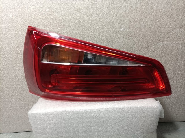 VAG 8X0945093D Piloto trasero izquierdo  disponible España