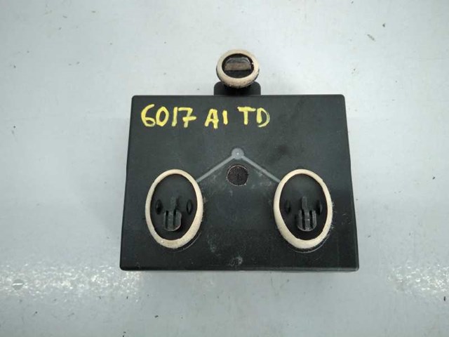 Modulo confort para audi a1 sportback 1.6 tdi cayb 8X0959795D