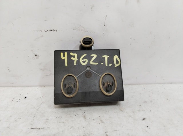 VAG 8X0959795D Módulo de confort de la puerta trasera  disponible España