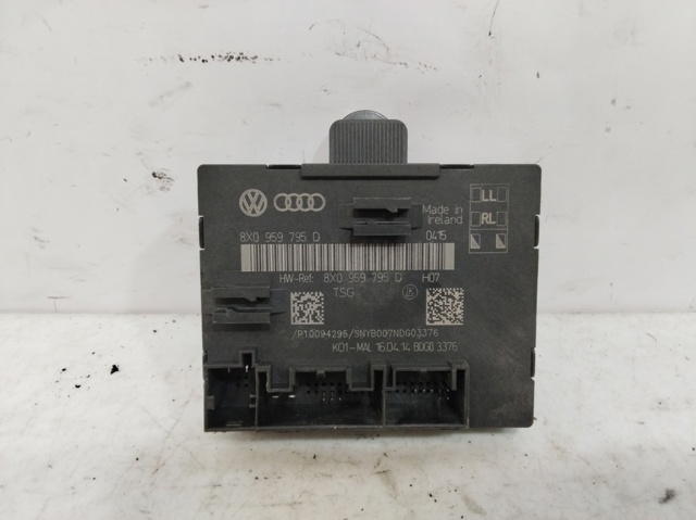 VAG 8X0959795D Módulo de confort de la puerta trasera  disponible Lugo