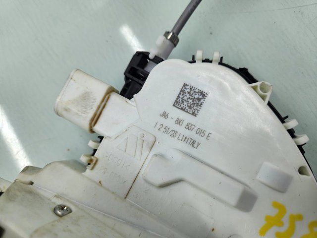 8X1837015E VAG Cerradura de puerta delantera izquierda  disponible Ourense