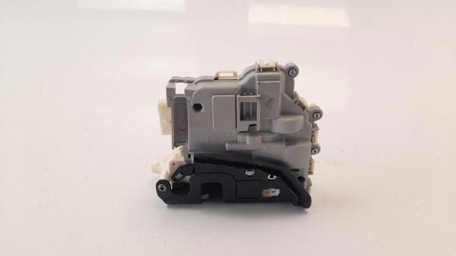 VAG 8X1837016 Cerradura de puerta delantera derecha comprar Barcelona