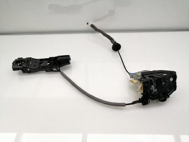 8X1837016 VAG Cerradura de puerta delantera derecha  disponible Vigo