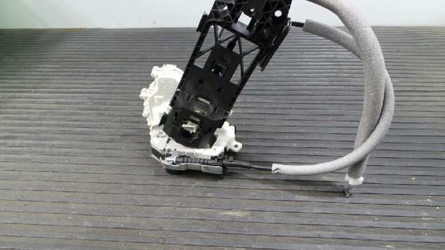 8X1837016C VAG/Audi