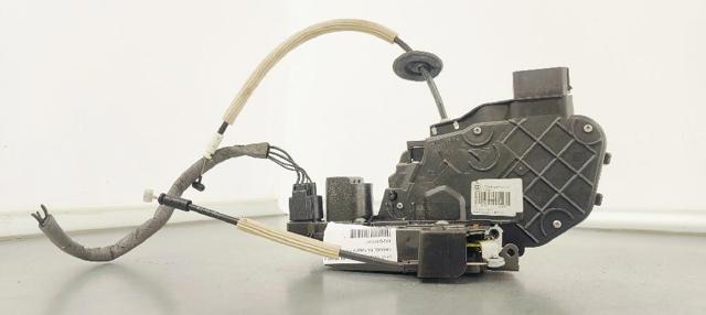 8X2A26412AC Land Rover