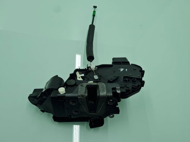 8X2A26413AC Land Rover