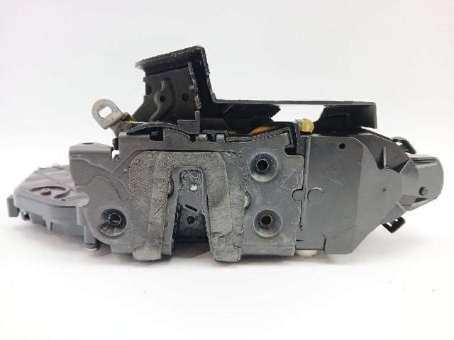 8X2A26413AC Land Rover