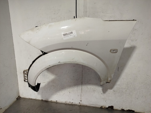 Comprar Aleta delantera izquierda A2  8Z0