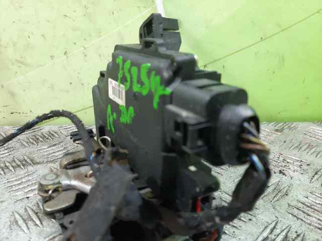 8Z0839016D VAG