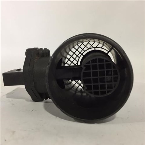 Flujo de aire masivo 8Z0906461 VAG
