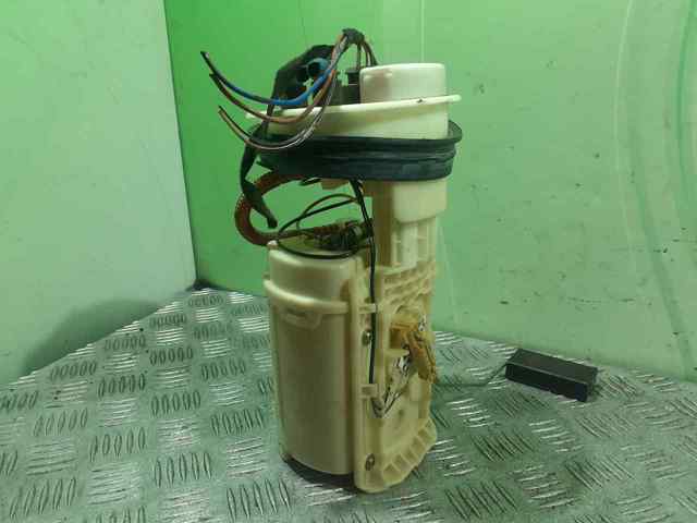 8Z0919051 VAG Módulo de bomba de combustible con sensor de nivel de combustible  disponible Vigo