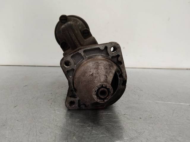 VAG 9000334102 Motor de arranque  en stock Salamanca