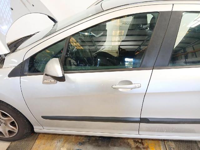 9002AW Puerta delantera izquierda  comprar en Pontevedra
