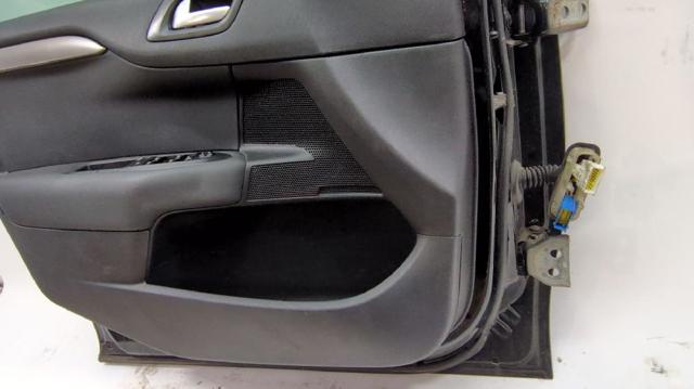 9002EF Puerta delantera izquierda  comprar en Zaragoza