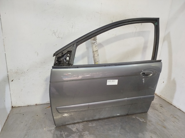 9002P1 Puerta delantera izquierda  en stock Granada