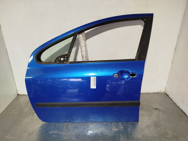 Puerta Peugeot 307 segundo mano en Madrid