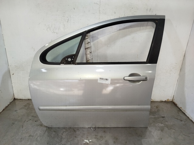 Puerta delantera izquierda Peugeot 307 3A, 3C segundo mano