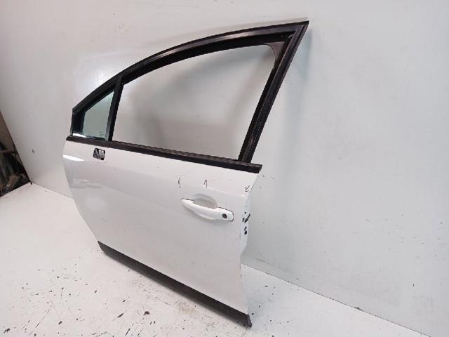9002W0 PEUGEOT Puerta delantera izquierda  en stock Gandía