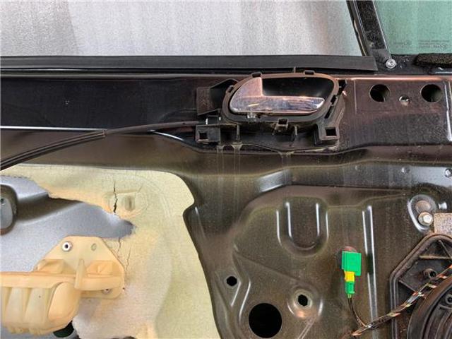 9002W1 PEUGEOT Puerta delantera izquierda  en stock Gandía