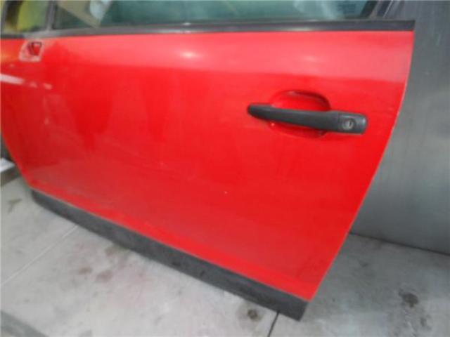9002W1 PEUGEOT Puerta delantera izquierda  disponible Ourense