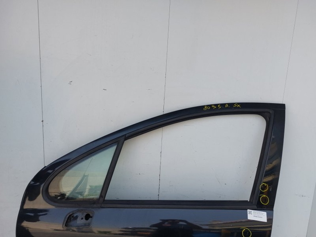 PEUGEOT 9002X5 Puerta delantera izquierda  en stock Salamanca