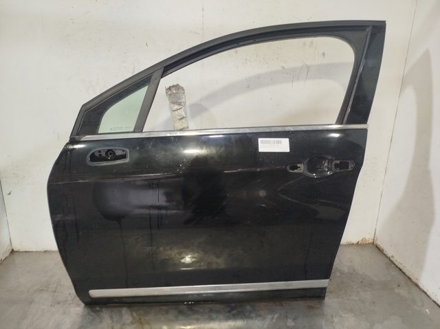 Precio del repuesto Puerta del conductor C5 hatchback