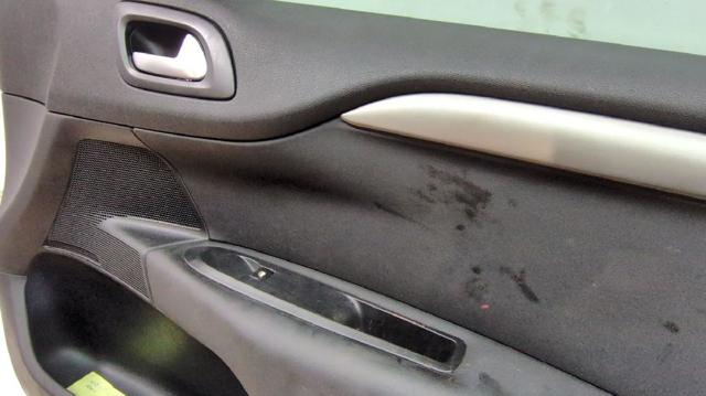 9004CY PEUGEOT Puerta delantera derecha  disponible Ourense