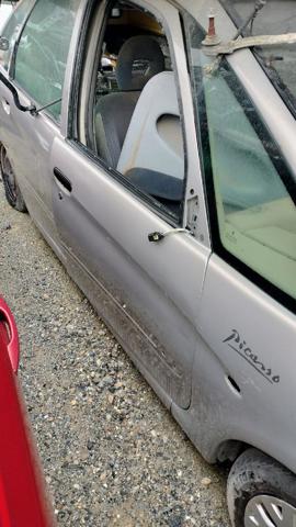 9004L5 PEUGEOT Puerta delantera derecha  disponible Alicante
