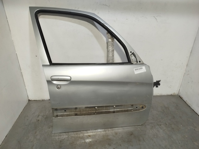 Puerta delantera derecha Citroen Xsara monovolumen desguace