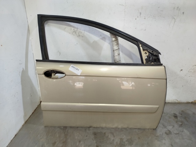 9004P0 Puerta delantera derecha  comprar en Reus