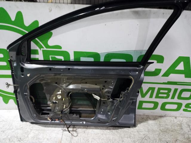 9004P0 Puerta delantera derecha  comprar en Reus