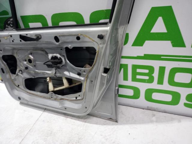 9004S7 PEUGEOT Puerta delantera derecha  en stock Córdoba