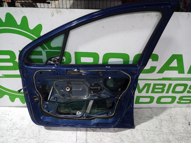 9004S7 PEUGEOT Puerta delantera derecha  comprar en Lleida