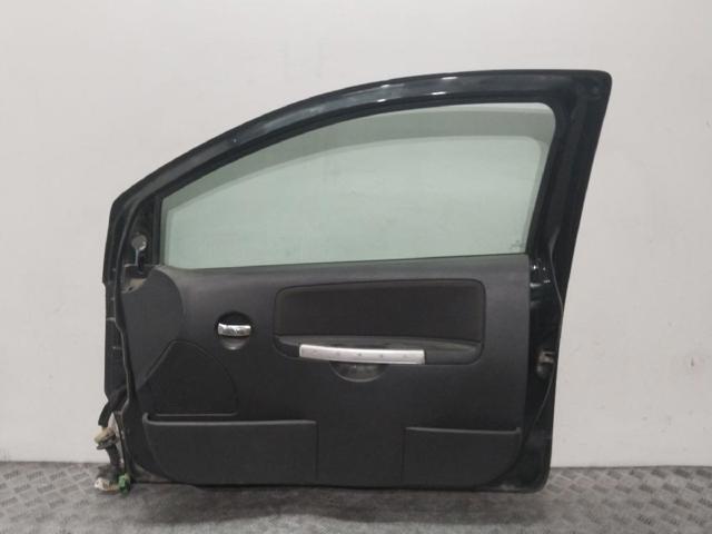 PEUGEOT 9004T0 Puerta delantera derecha  disponible Valladolid